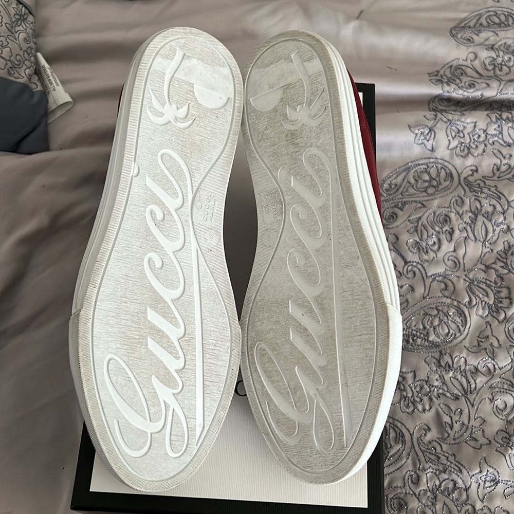 Gucci Shoe - Picture 2 of 3